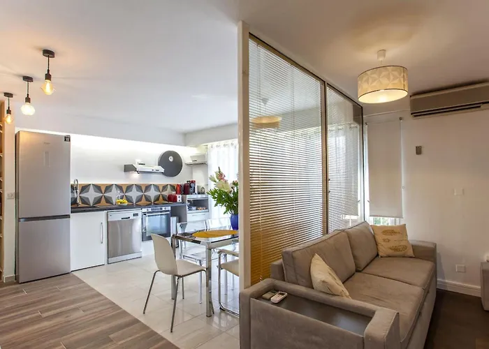 Lucamare - Casa Rossa